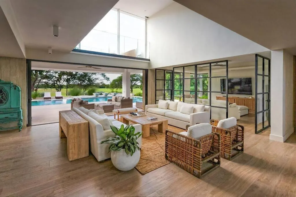 Villa Polos, Prestigious Haven In Casa De Campo La Romana
